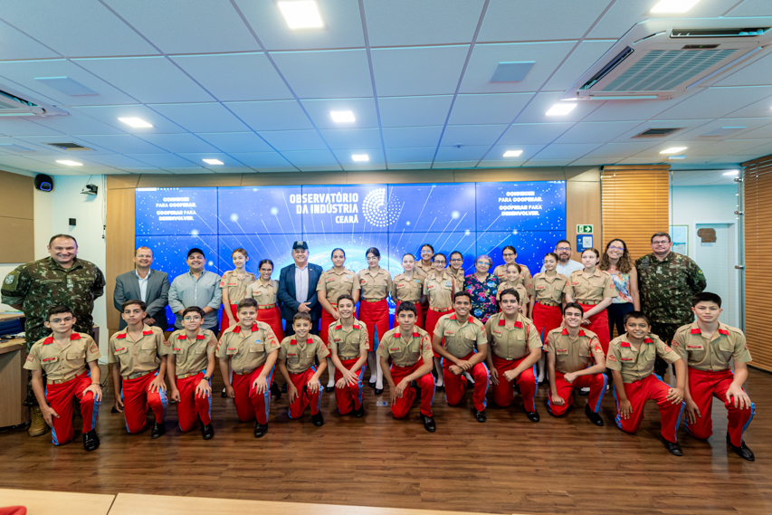 Observat Rio Da Ind Stria Recebe Visita De Alunos Do Col Gio Militar De